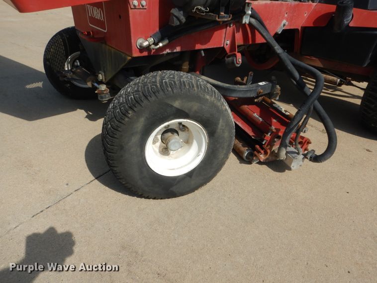 image for item FT9002 Toro Reel Master 5200-D reel mower