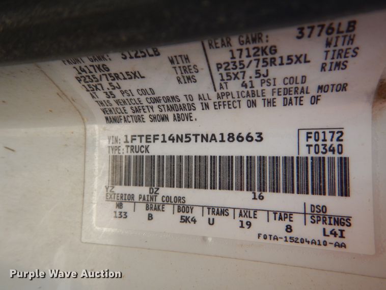 image for item FT9003 1996 Ford F150  flatbed pickup truck