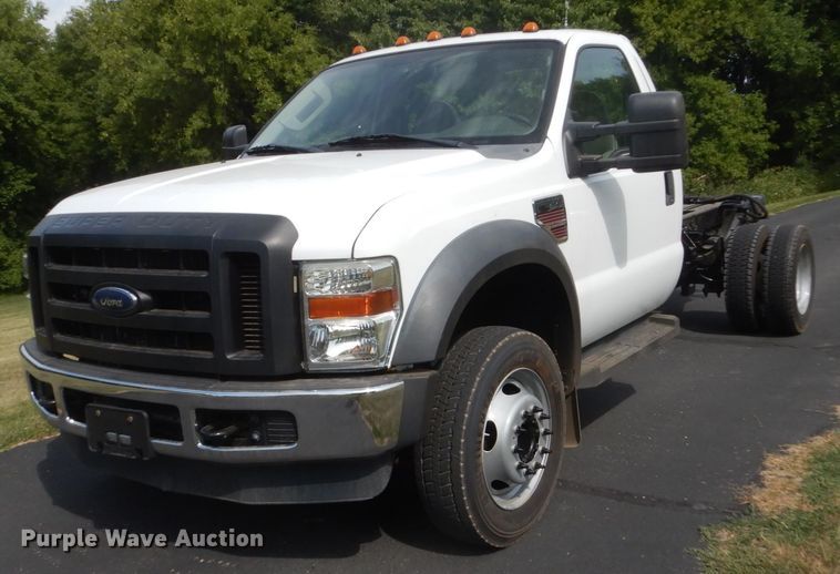 image for item FT9025 2008 Ford F550 Super Duty  truck cab and chassis