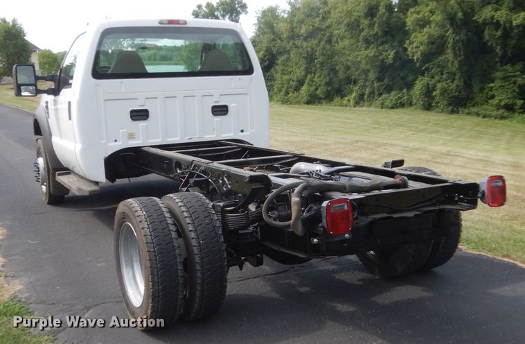 image for item FT9025 2008 Ford F550 Super Duty  truck cab and chassis