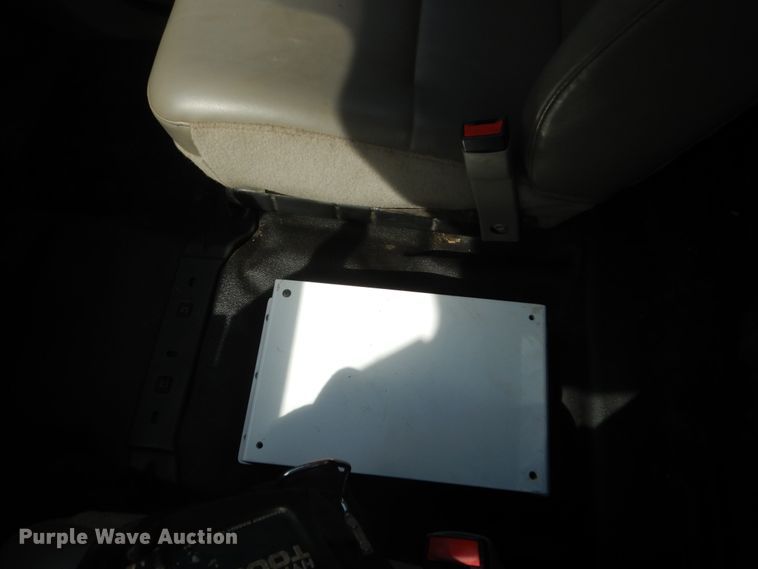 image for item FT9025 2008 Ford F550 Super Duty  truck cab and chassis