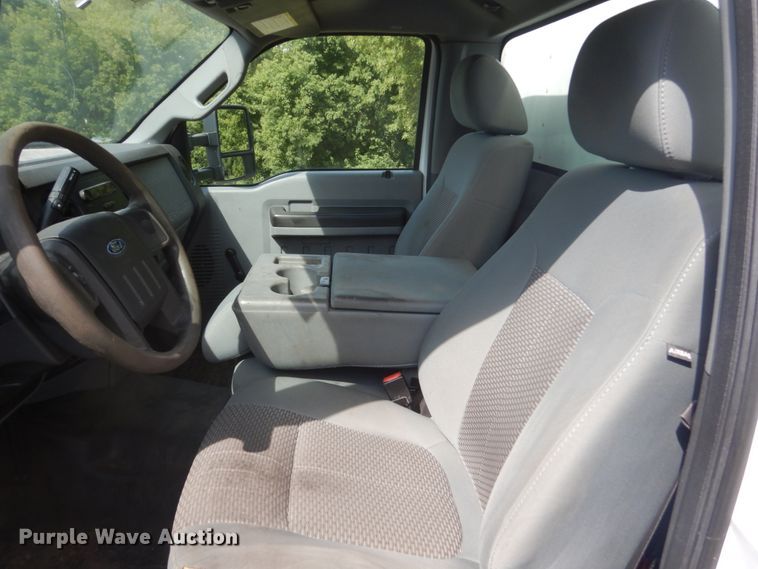 image for item FT9026 2012 Ford F450 Super Duty  box truck