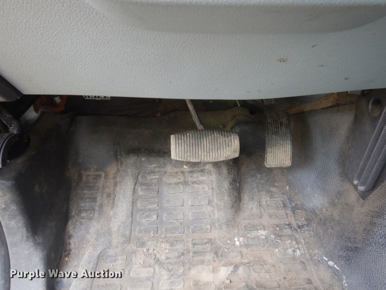 image for item FT9026 2012 Ford F450 Super Duty  box truck