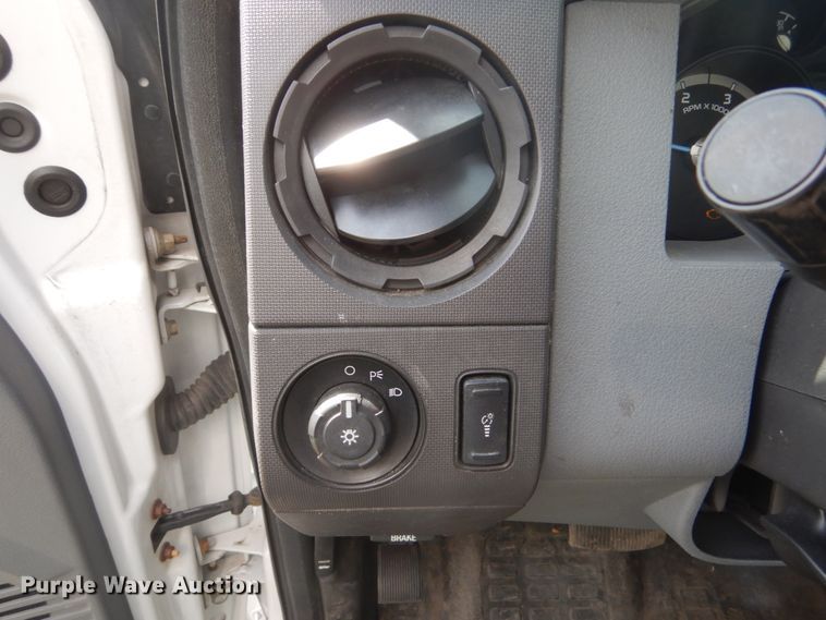 image for item FT9026 2012 Ford F450 Super Duty  box truck