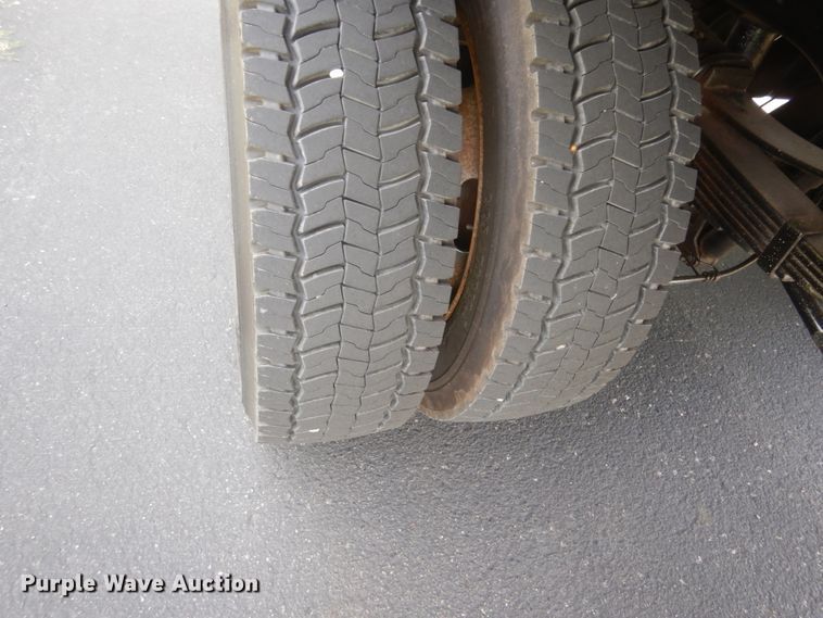 image for item FT9026 2012 Ford F450 Super Duty  box truck