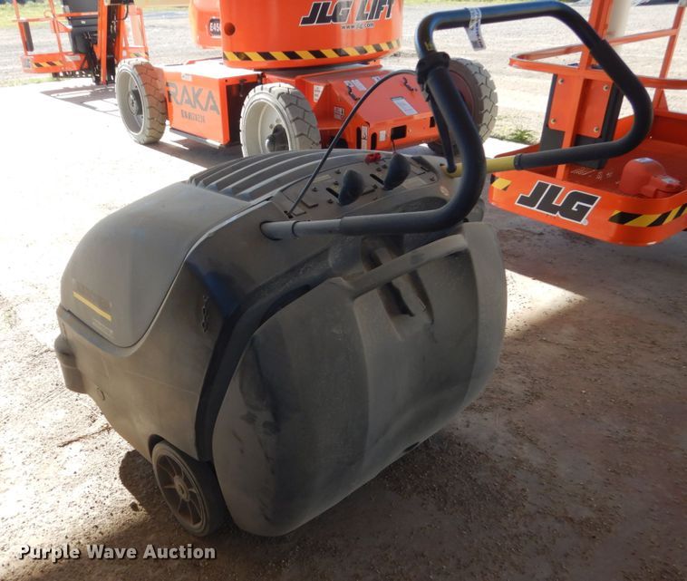 image for item FT9082 Karcher floor sweeper