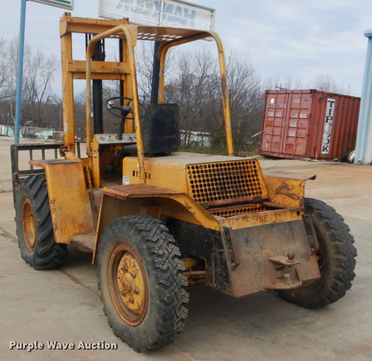 image for item GD9126 Hyster 194A forklift