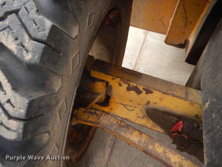 image for item GD9126 Hyster 194A forklift