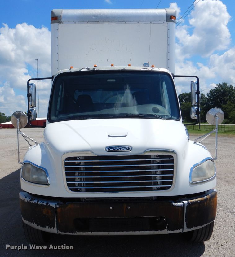 image for item GM9092 2010 Freightliner M2 106  box truck