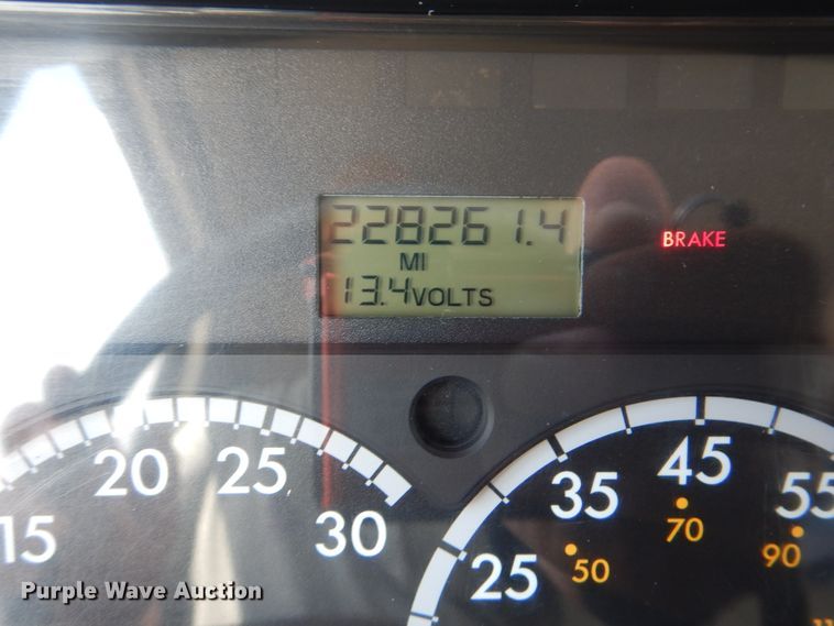 image for item GM9092 2010 Freightliner M2 106  box truck