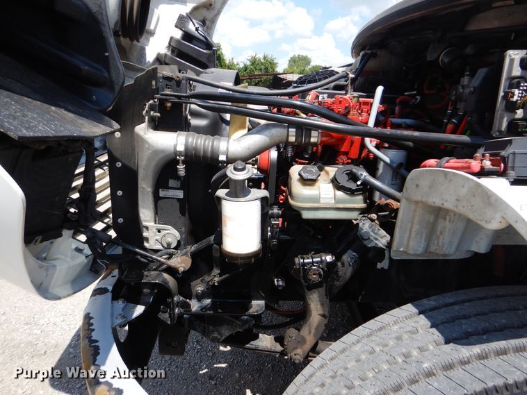 image for item GM9092 2010 Freightliner M2 106  box truck