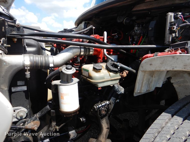 image for item GM9092 2010 Freightliner M2 106  box truck