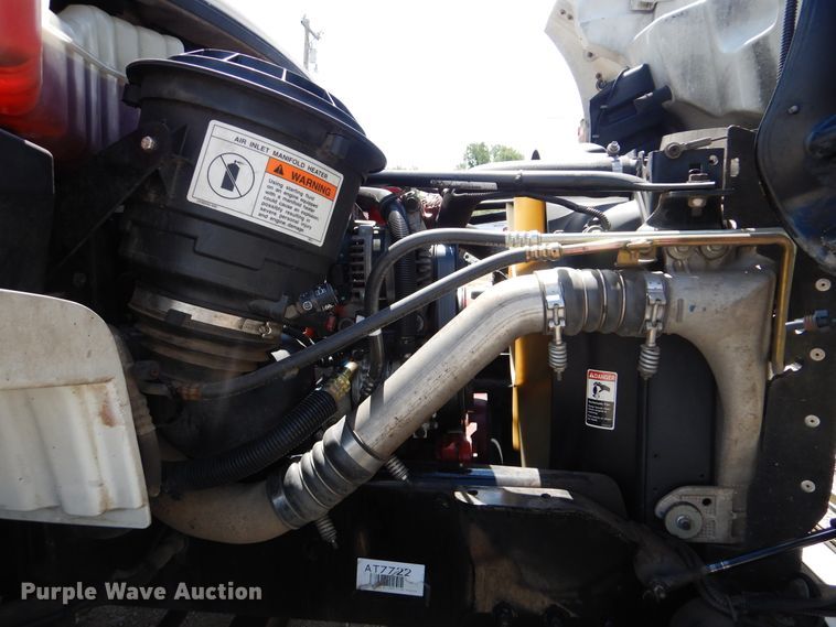 image for item GM9092 2010 Freightliner M2 106  box truck