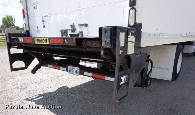 image for item GM9092 2010 Freightliner M2 106  box truck