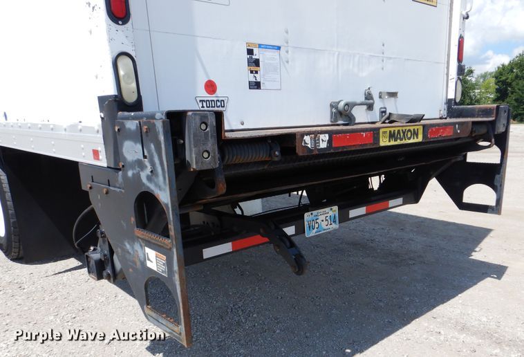 image for item GM9092 2010 Freightliner M2 106  box truck