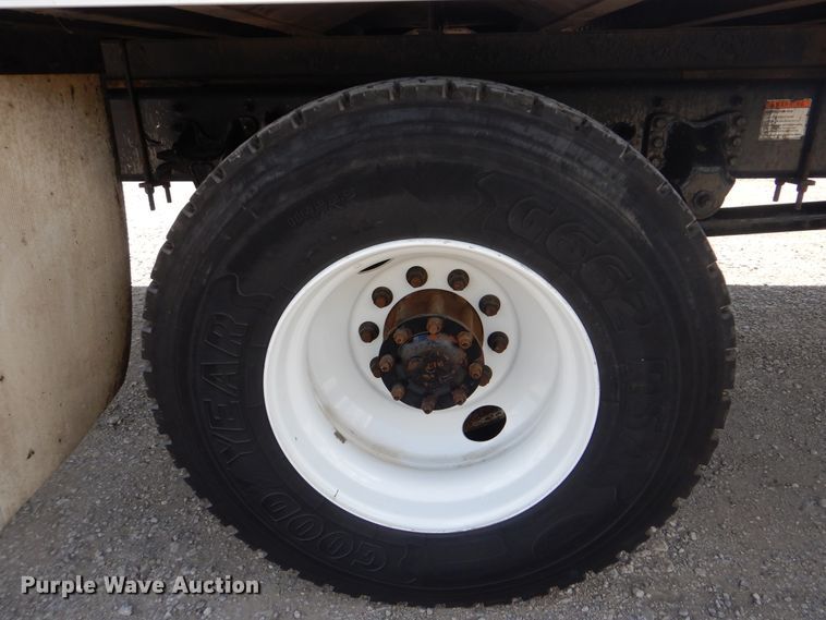 image for item GM9092 2010 Freightliner M2 106  box truck