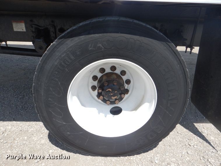 image for item GM9092 2010 Freightliner M2 106  box truck