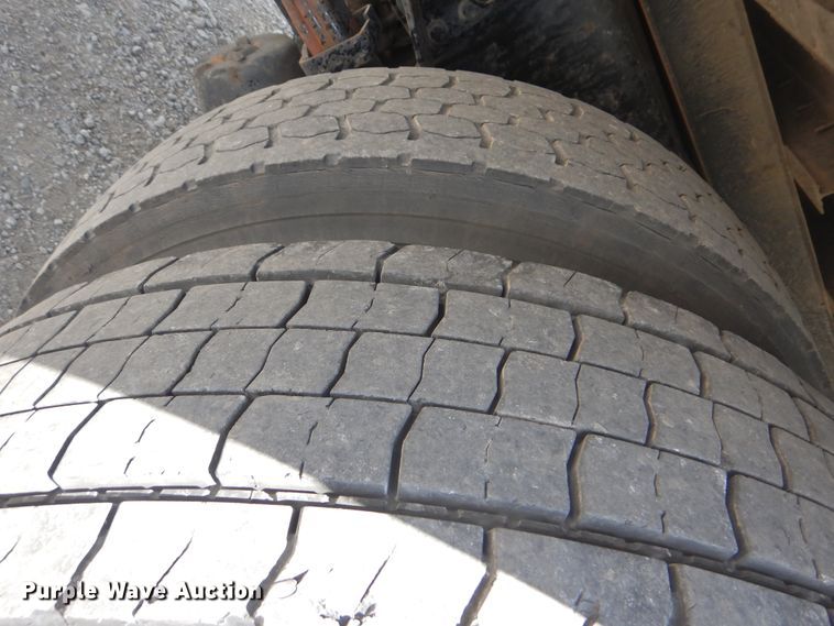 image for item GM9092 2010 Freightliner M2 106  box truck