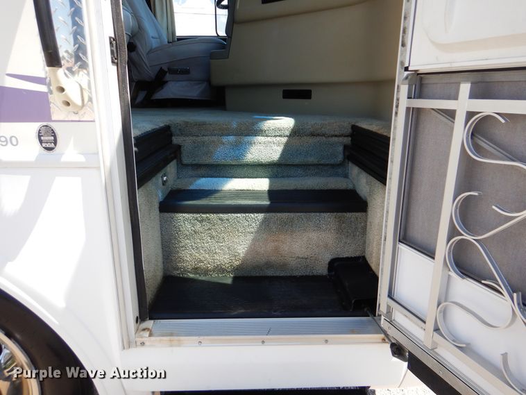 image for item GM9098 2001 Spartan Marlin  RV