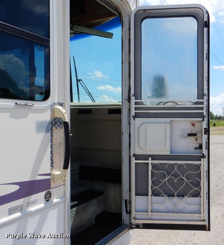 image for item GM9098 2001 Spartan Marlin  RV