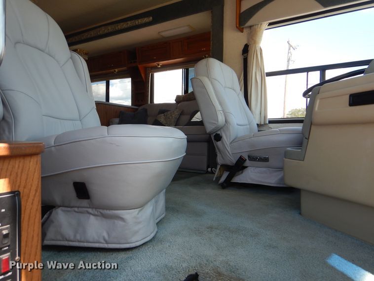 image for item GM9098 2001 Spartan Marlin  RV