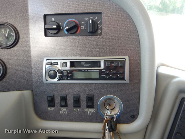 image for item GM9098 2001 Spartan Marlin  RV