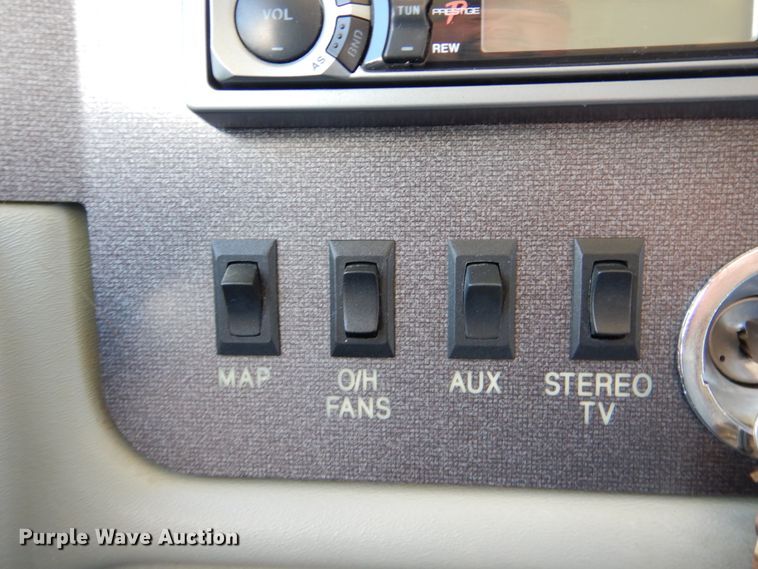 image for item GM9098 2001 Spartan Marlin  RV