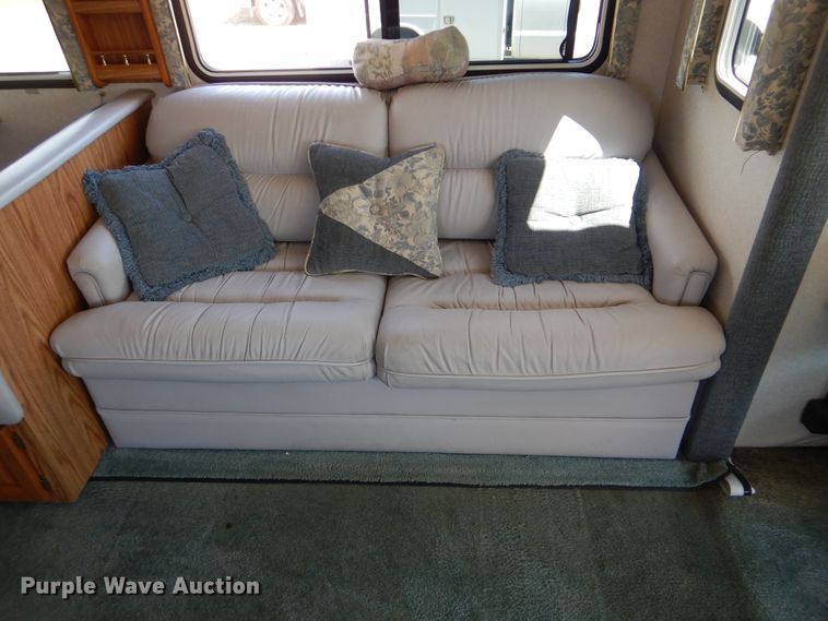 image for item GM9098 2001 Spartan Marlin  RV