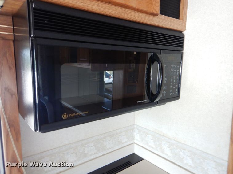 image for item GM9098 2001 Spartan Marlin  RV