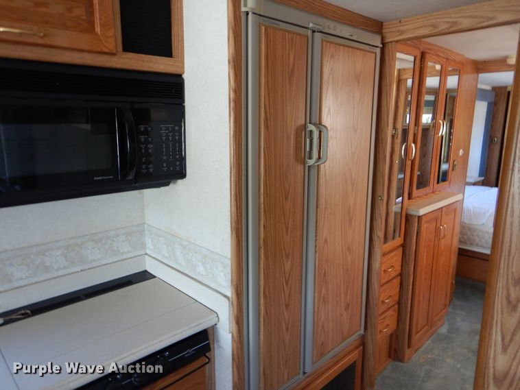 image for item GM9098 2001 Spartan Marlin  RV