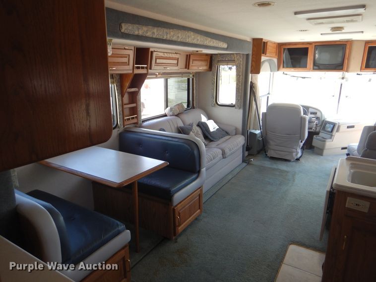 image for item GM9098 2001 Spartan Marlin  RV