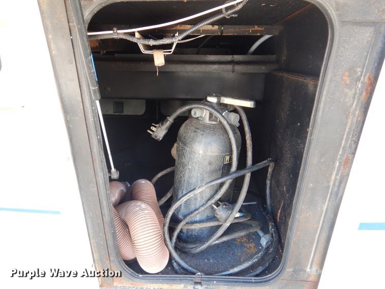 image for item GM9098 2001 Spartan Marlin  RV