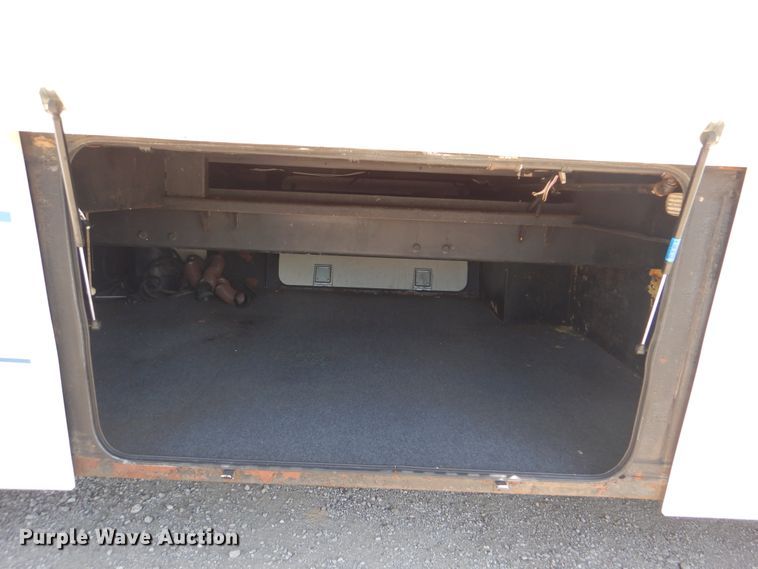 image for item GM9098 2001 Spartan Marlin  RV