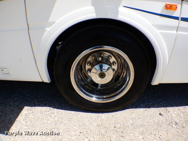 image for item GM9098 2001 Spartan Marlin  RV