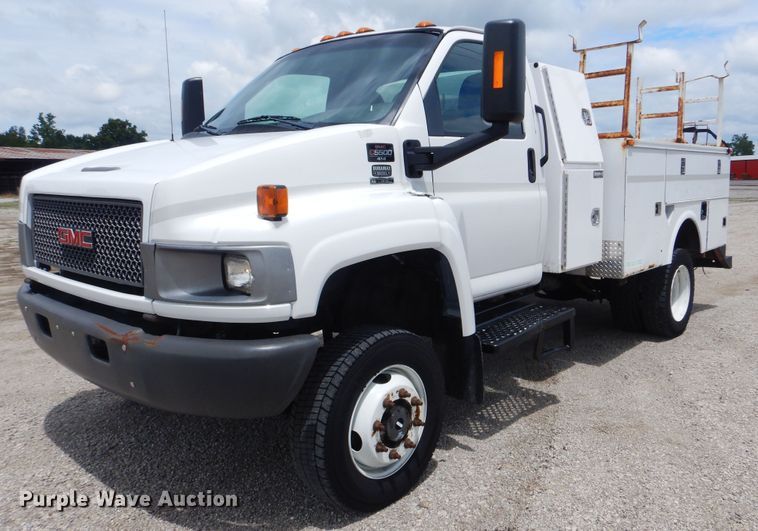 image for item GM9107 2008 GMC C5500  utility truck with crane