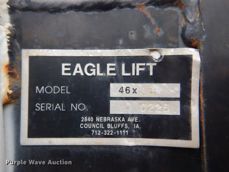 image for item GM9107 2008 GMC C5500  utility truck with crane