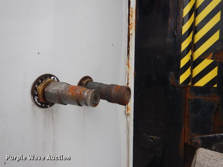 image for item GM9107 2008 GMC C5500  utility truck with crane