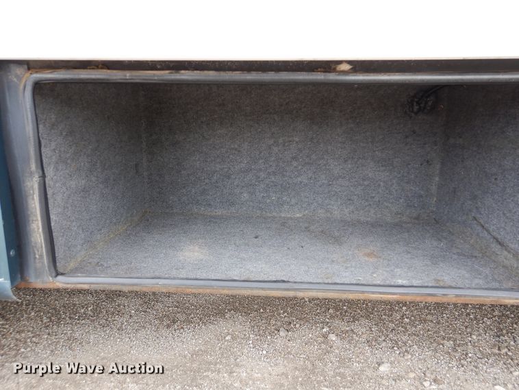 image for item GM9109 2002 Damon Daybreak  RV