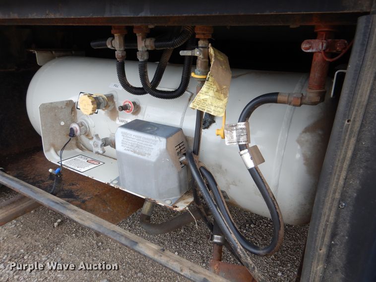 image for item GM9109 2002 Damon Daybreak  RV