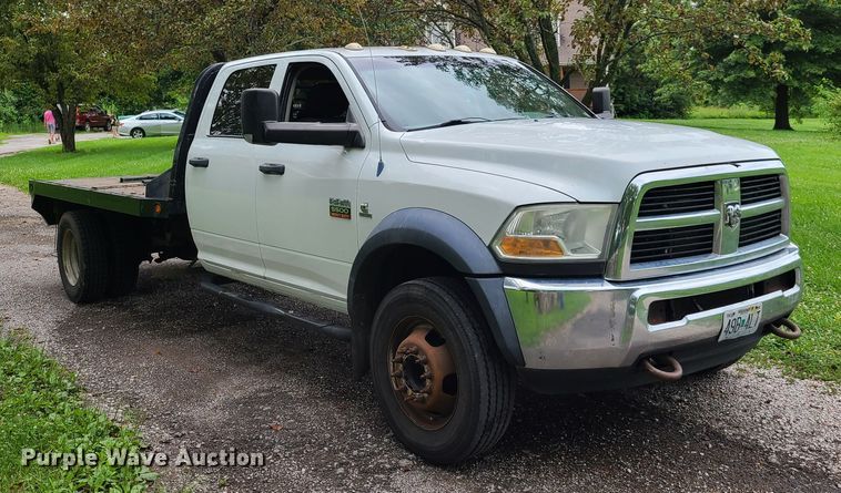 image for item GO9310 2011 Dodge Ram 5500  flatbed truck