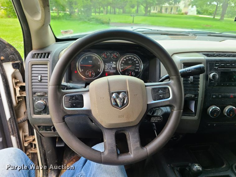 image for item GO9310 2011 Dodge Ram 5500  flatbed truck