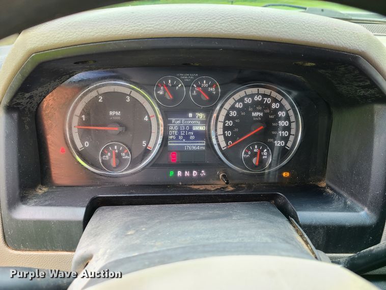 image for item GO9310 2011 Dodge Ram 5500  flatbed truck