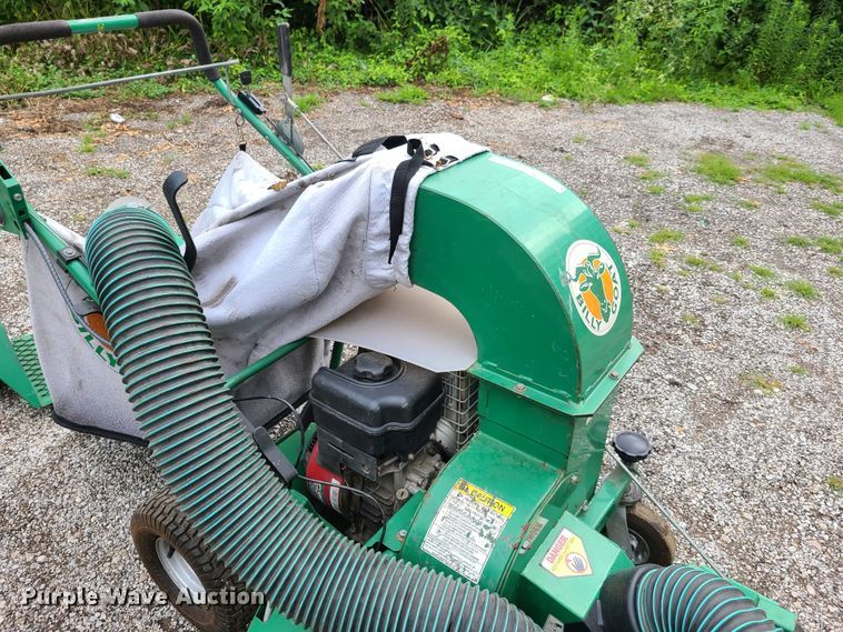 image for item GO9312 Billy Goat VQ1002SP leaf vacuum