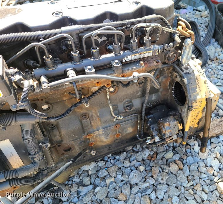 image for item GP9225 (2) six cylinder diesel engines