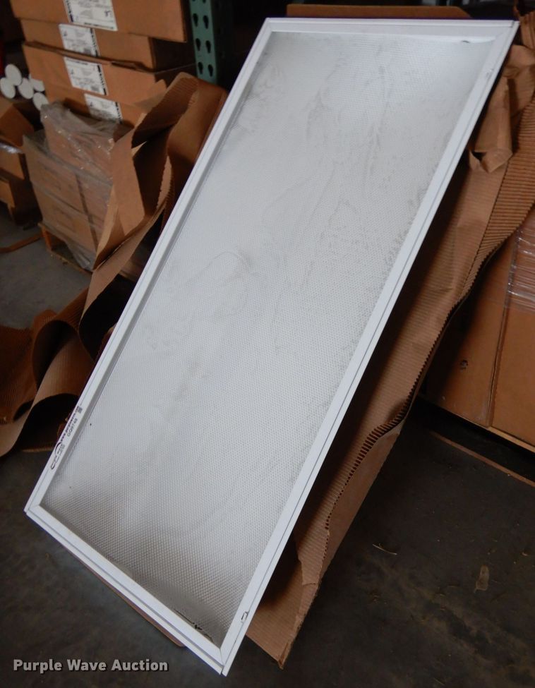 image for item GQ9748 (60) light fixtures