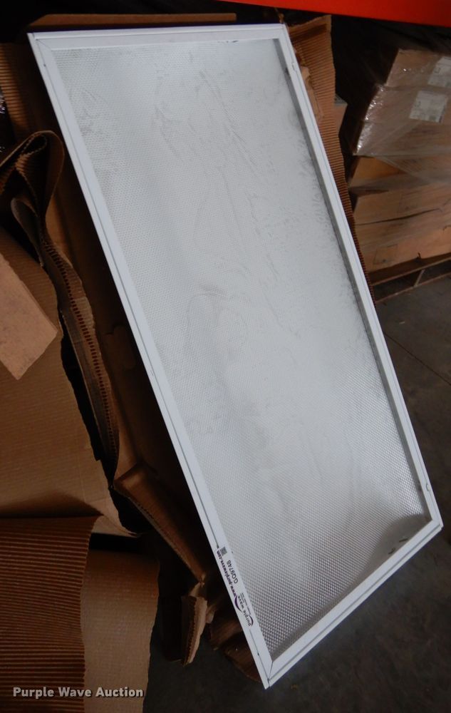 image for item GQ9748 (60) light fixtures