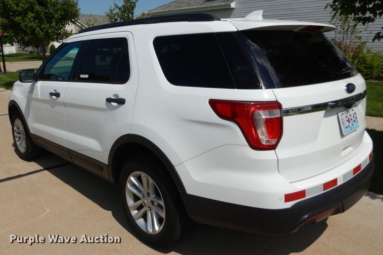 image for item GR9717 2016 Ford Explorer  SUV