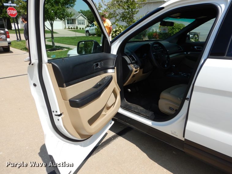 image for item GR9717 2016 Ford Explorer  SUV