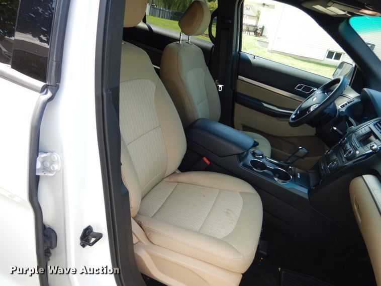 image for item GR9717 2016 Ford Explorer  SUV