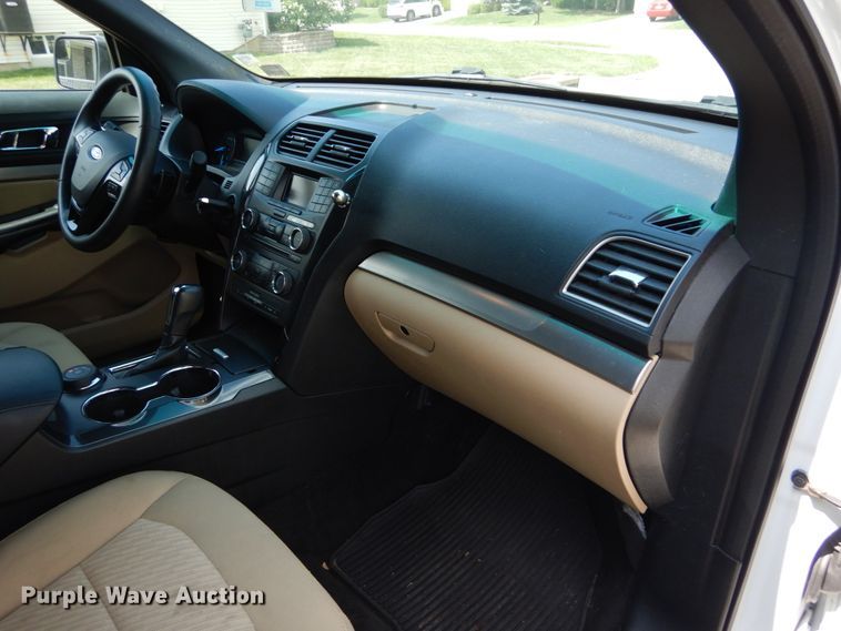 image for item GR9717 2016 Ford Explorer  SUV